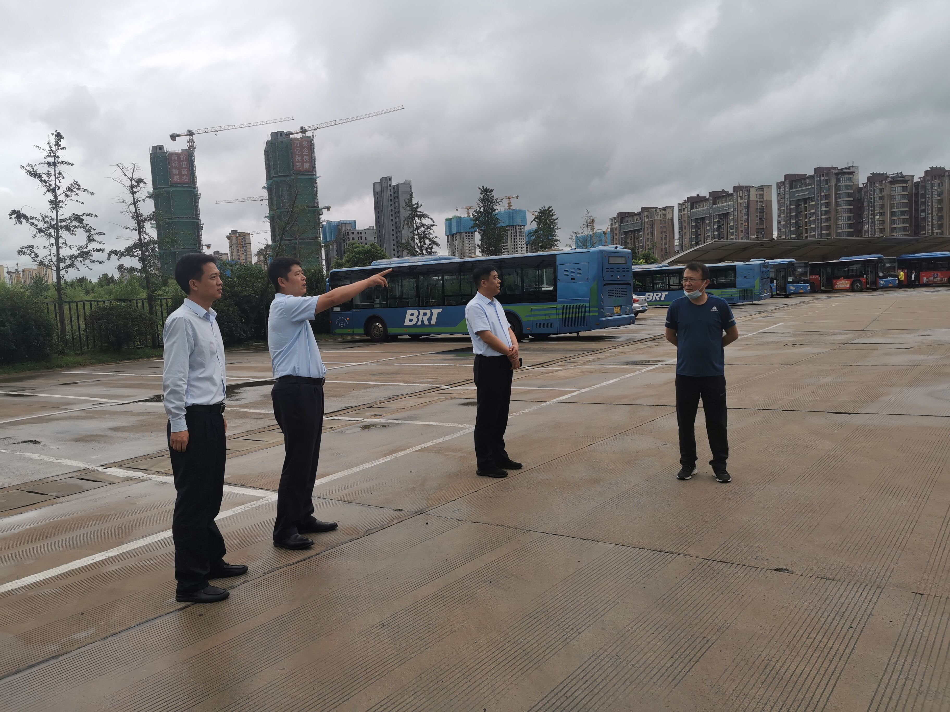 全面部署，嚴陣以待，公交集團全力做好臺風(fēng)“梅花”防御工作