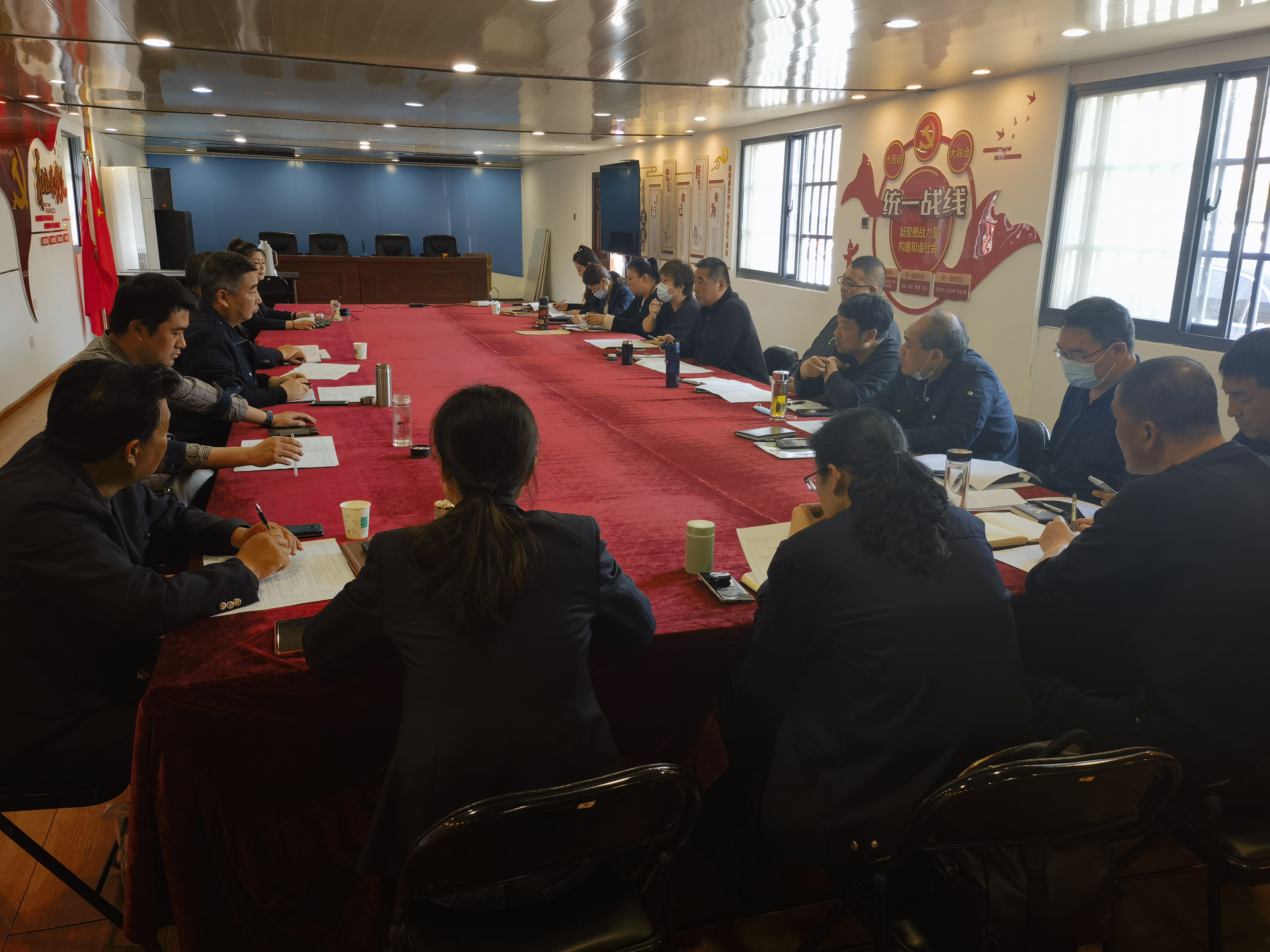 公交集團公交事業(yè)一部召開(kāi)園博園重點(diǎn)工作推進(jìn)會(huì )