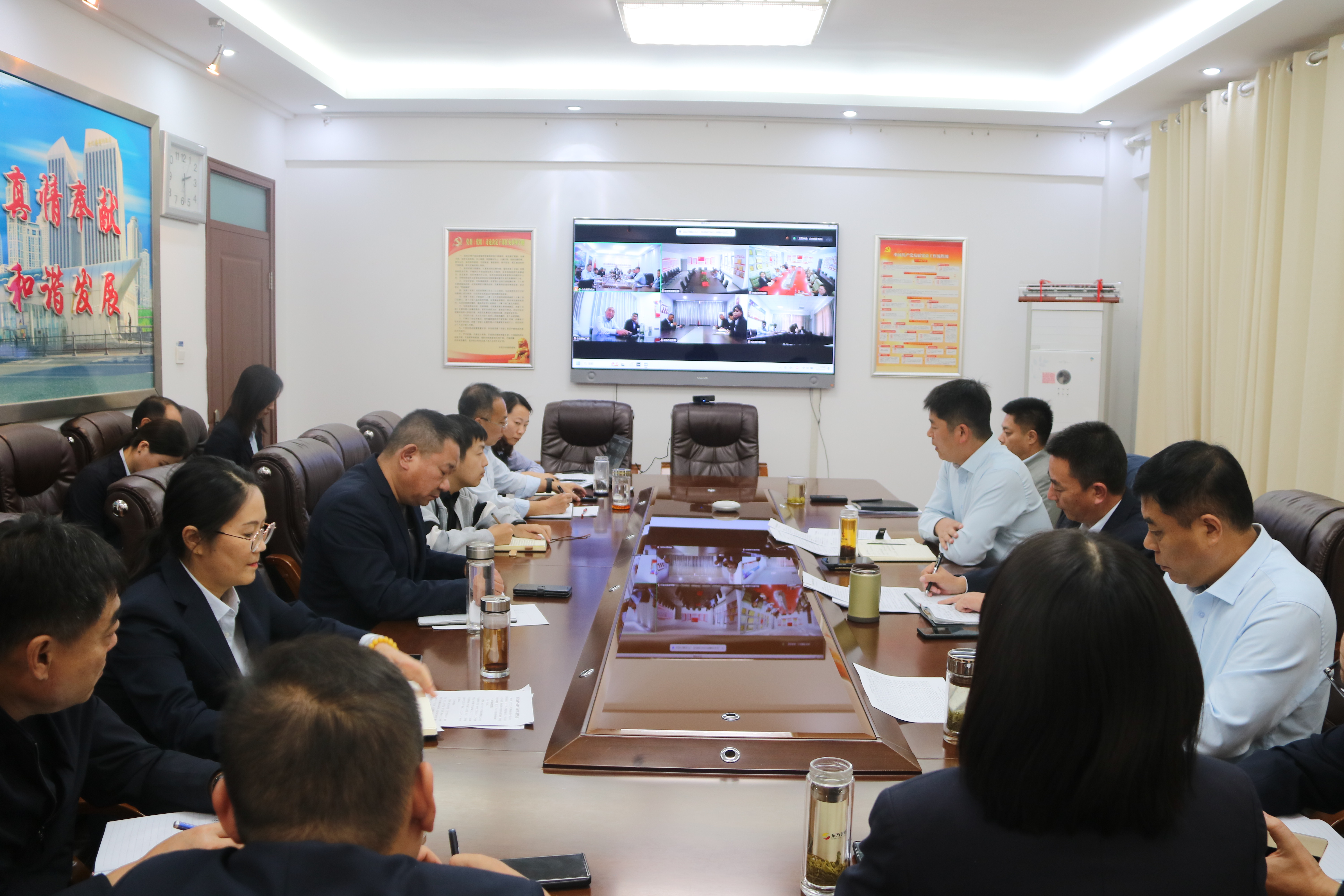 公交集團召開(kāi)節后“收心會(huì )”