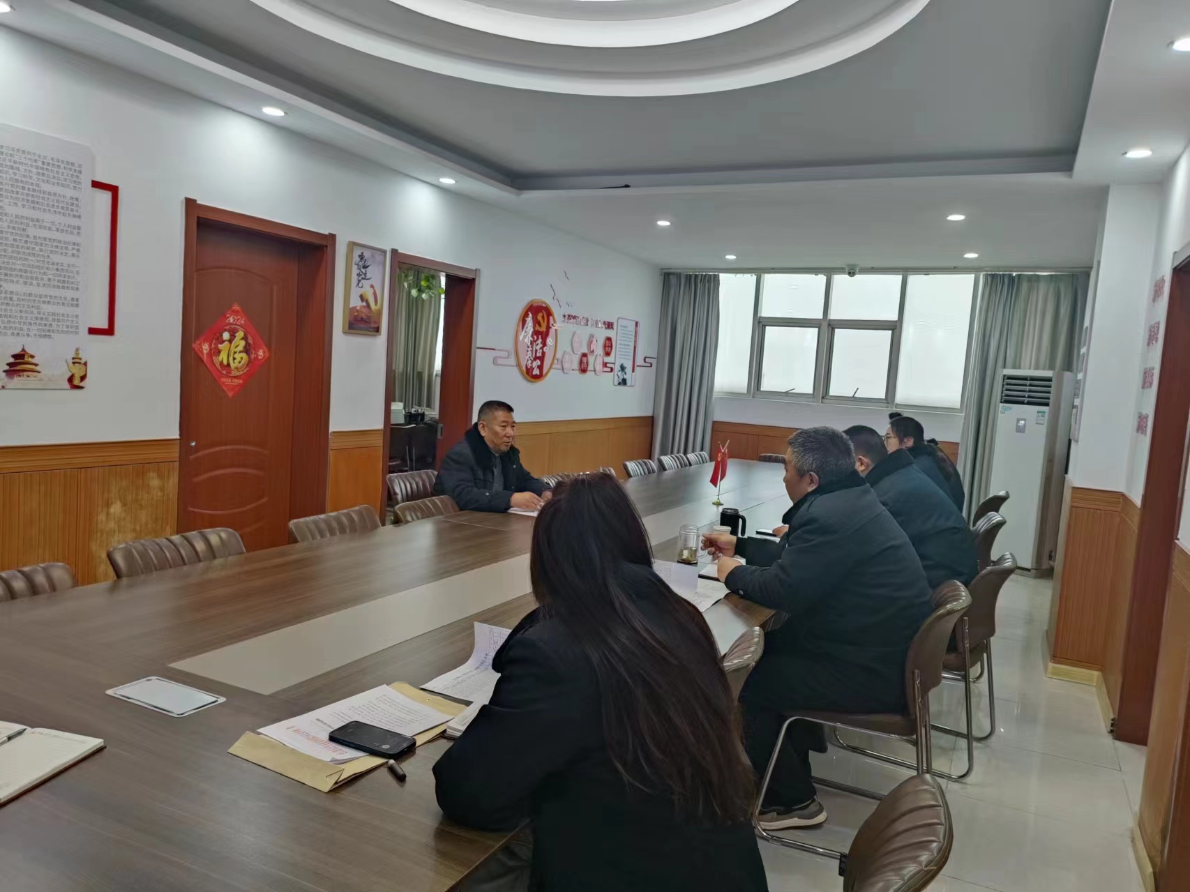 公交集團公交事業(yè)一部開(kāi)展廉政警示教育專(zhuān)題學(xué)習會(huì )