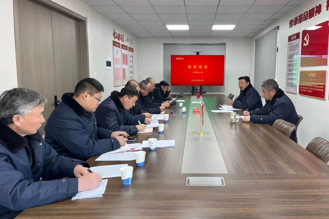 公交集團開(kāi)展機務(wù)技能提升培訓