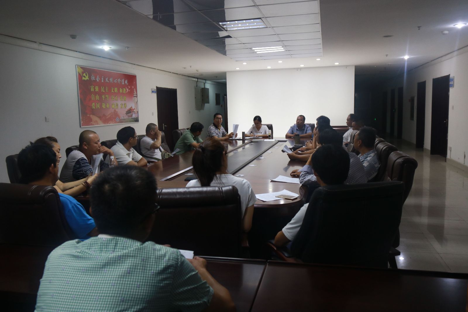 公交海州公司召開(kāi)品牌線(xiàn)駕駛員座談會(huì )