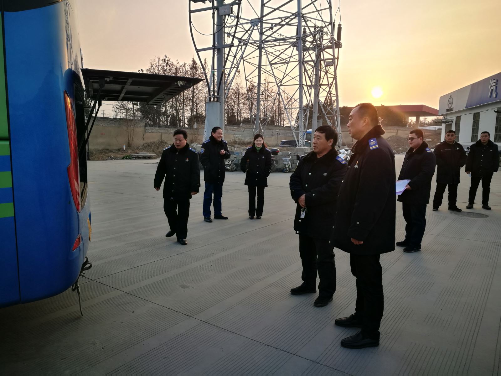 公交集團經(jīng)營(yíng)發(fā)展事業(yè)部開(kāi)展安全保障檢查工作