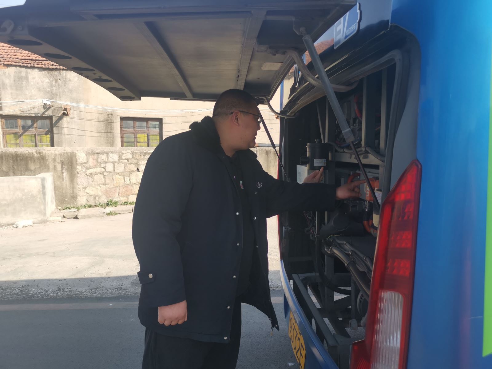 公交事業(yè)一部 開(kāi)展“五一”小長(cháng)假車(chē)輛機務(wù)專(zhuān)項檢查