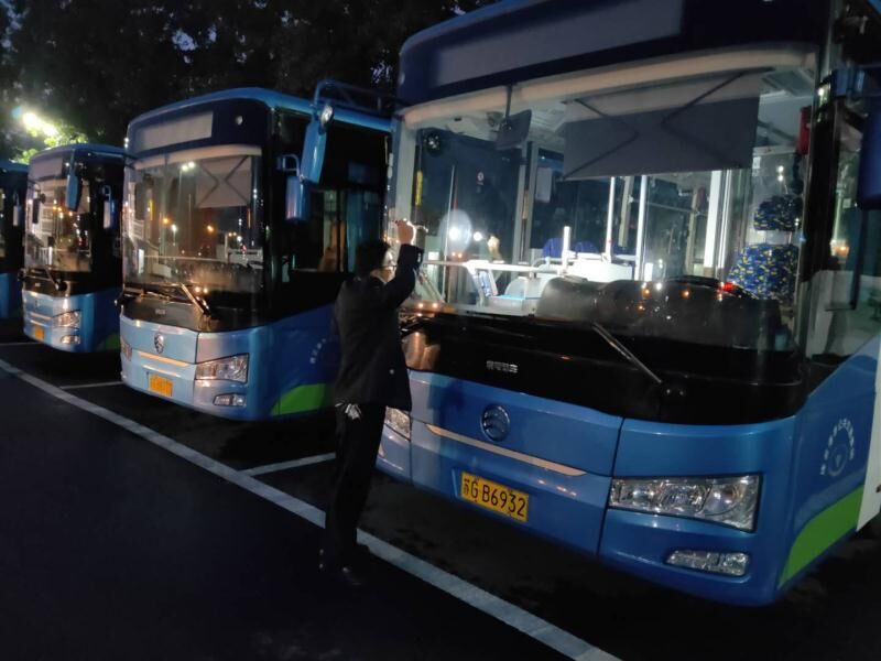 公交集團公交事業(yè)一部加大夜查力度確保平安運營(yíng)
