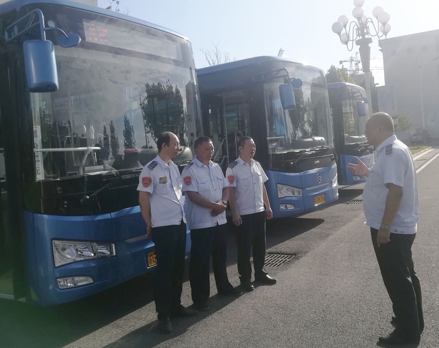 公交集團海通公交公司圓滿(mǎn)完成淮海工學(xué)院東港學(xué)院定制公交任務(wù)