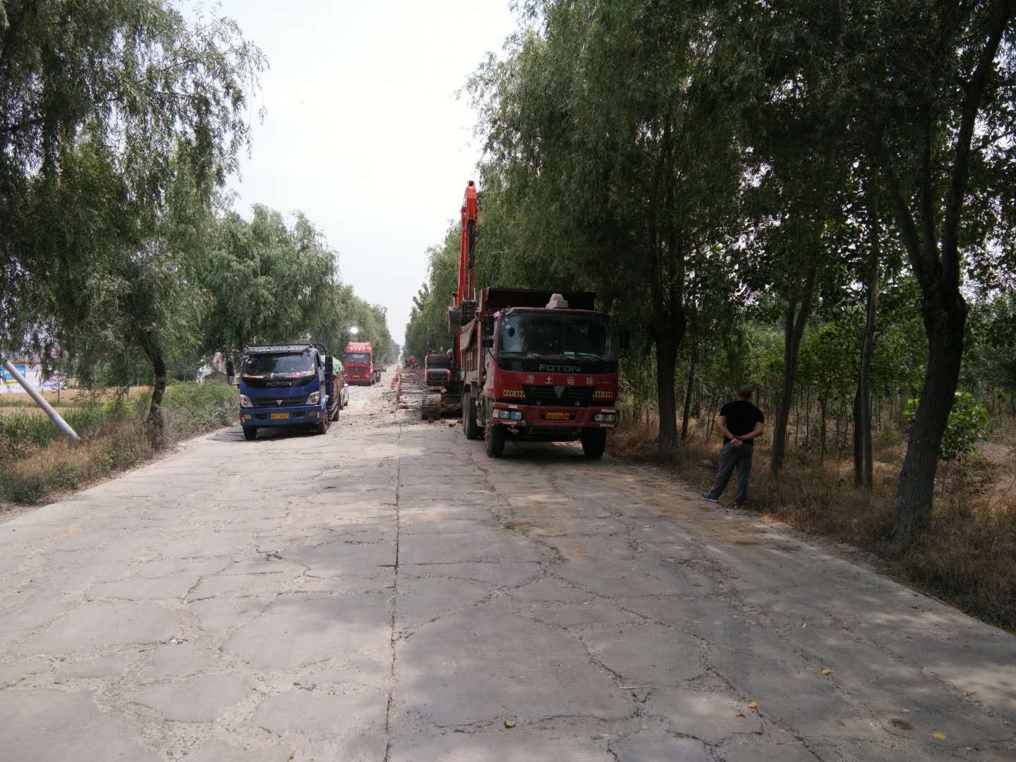 6月8日起公交4路線(xiàn)臨時(shí)調整線(xiàn)路