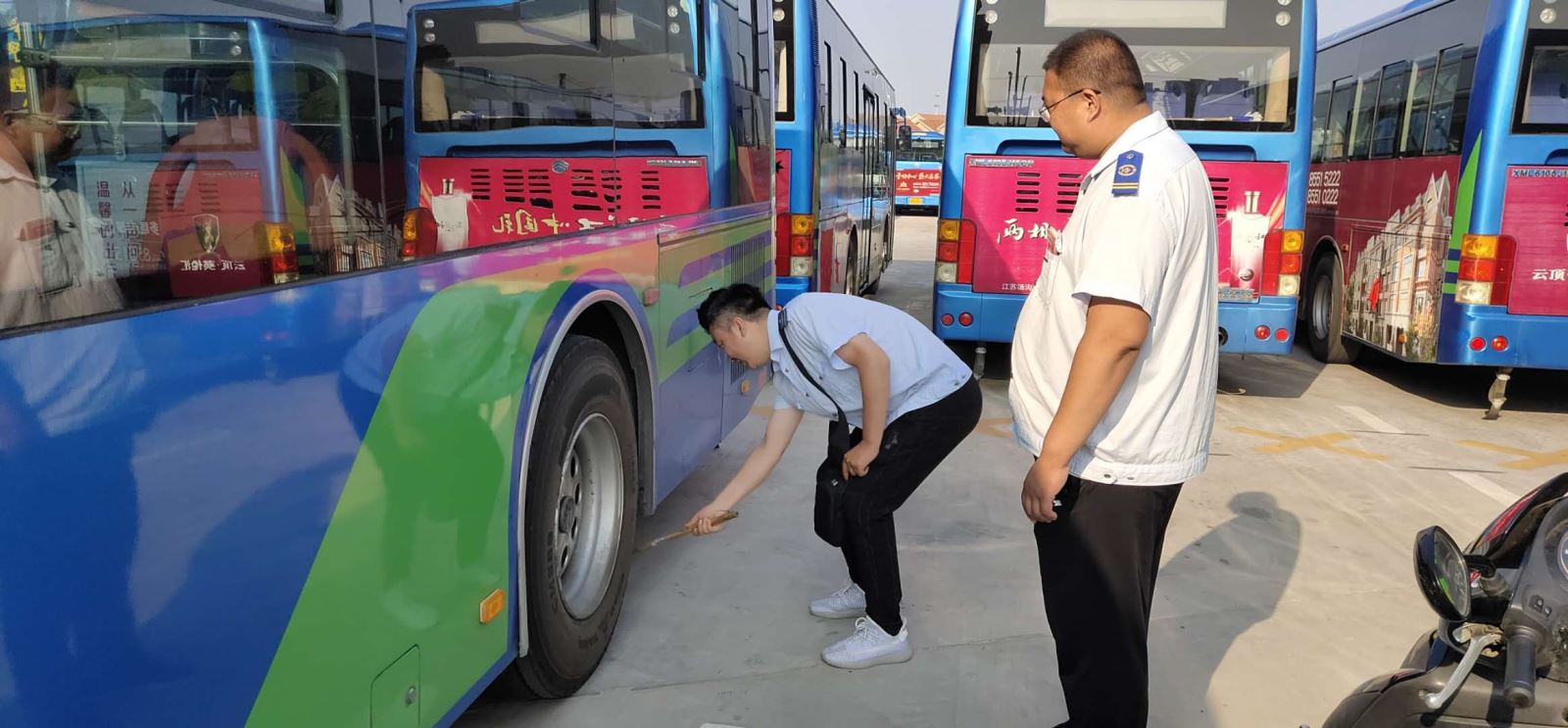 公交集團公交事業(yè)一部對新進(jìn)駕駛員進(jìn)行一日三檢突擊考核