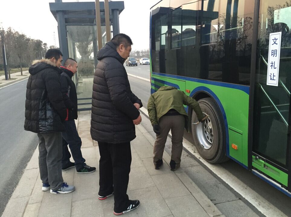 公交新浦公司全員努力保障運營(yíng)正常