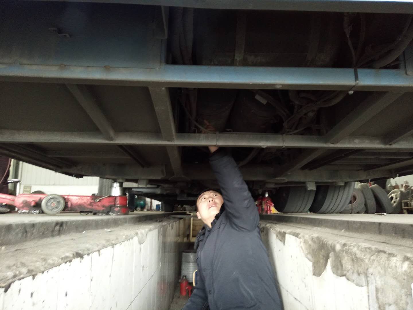 強化機務(wù)管理，筑牢行車(chē)安全防護網(wǎng)