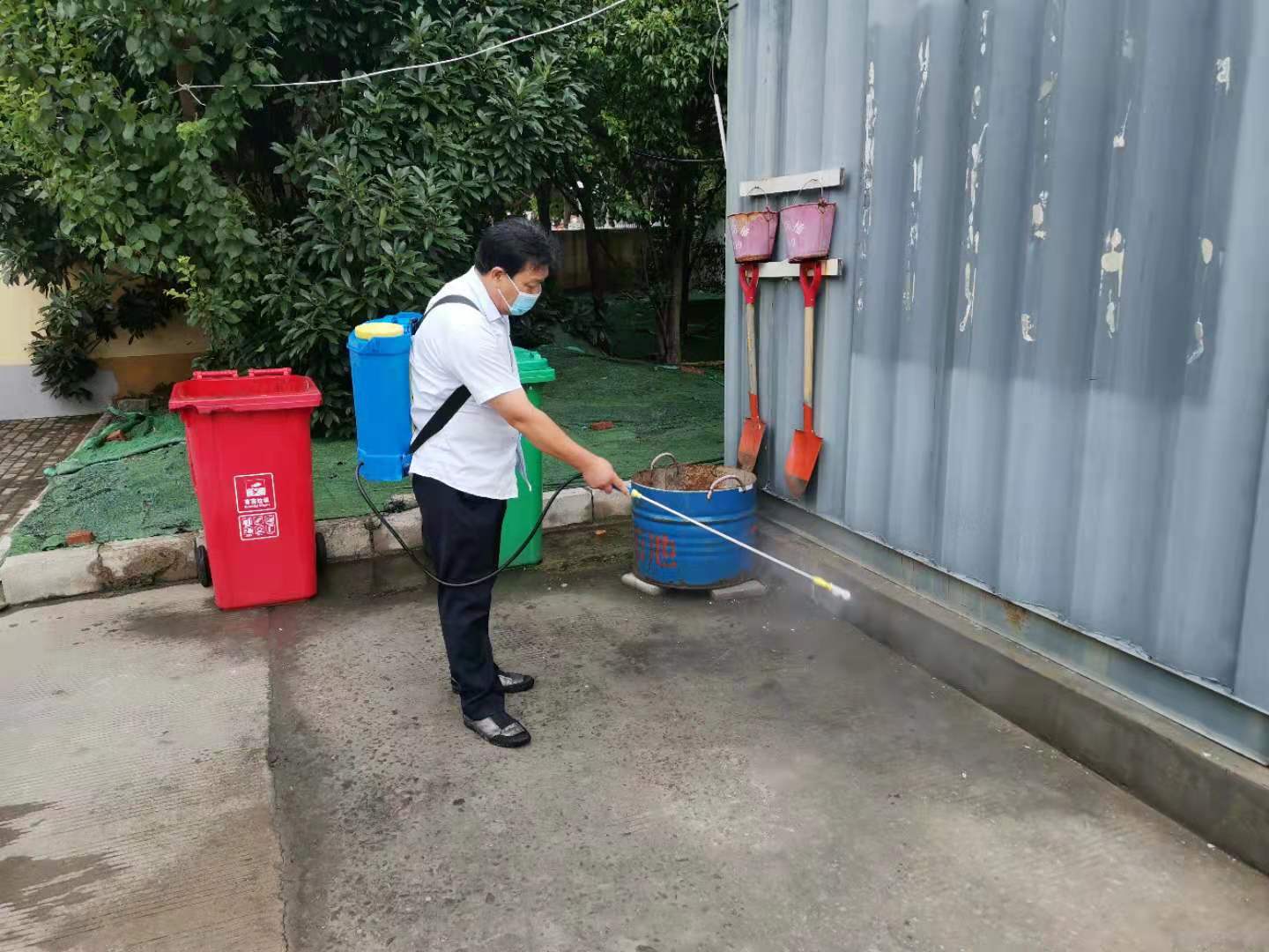 公交集團公交事業(yè)一部全力做好場(chǎng)站疫情防控工作