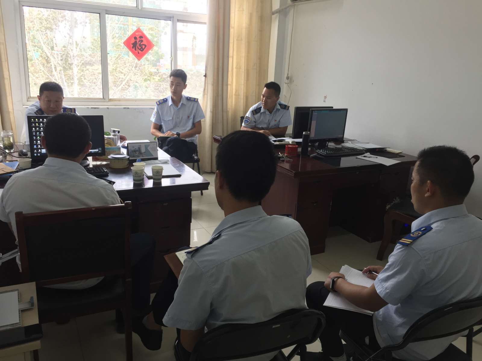 公交信息化建設小組召開(kāi)研討會(huì )