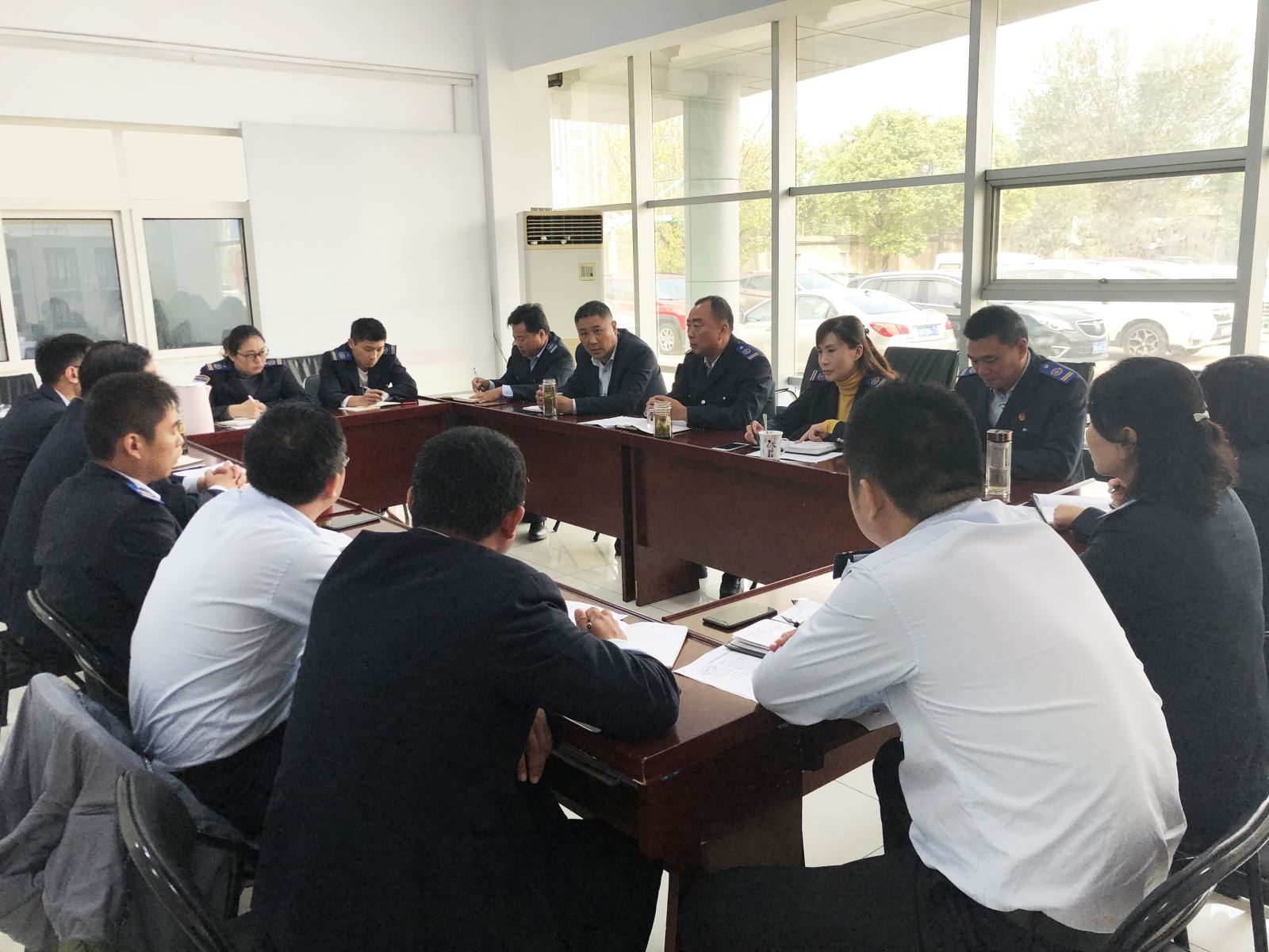 公交集團經(jīng)營(yíng)發(fā)展事業(yè)部召開(kāi)徐圩馬拉松比賽工作部署會(huì )