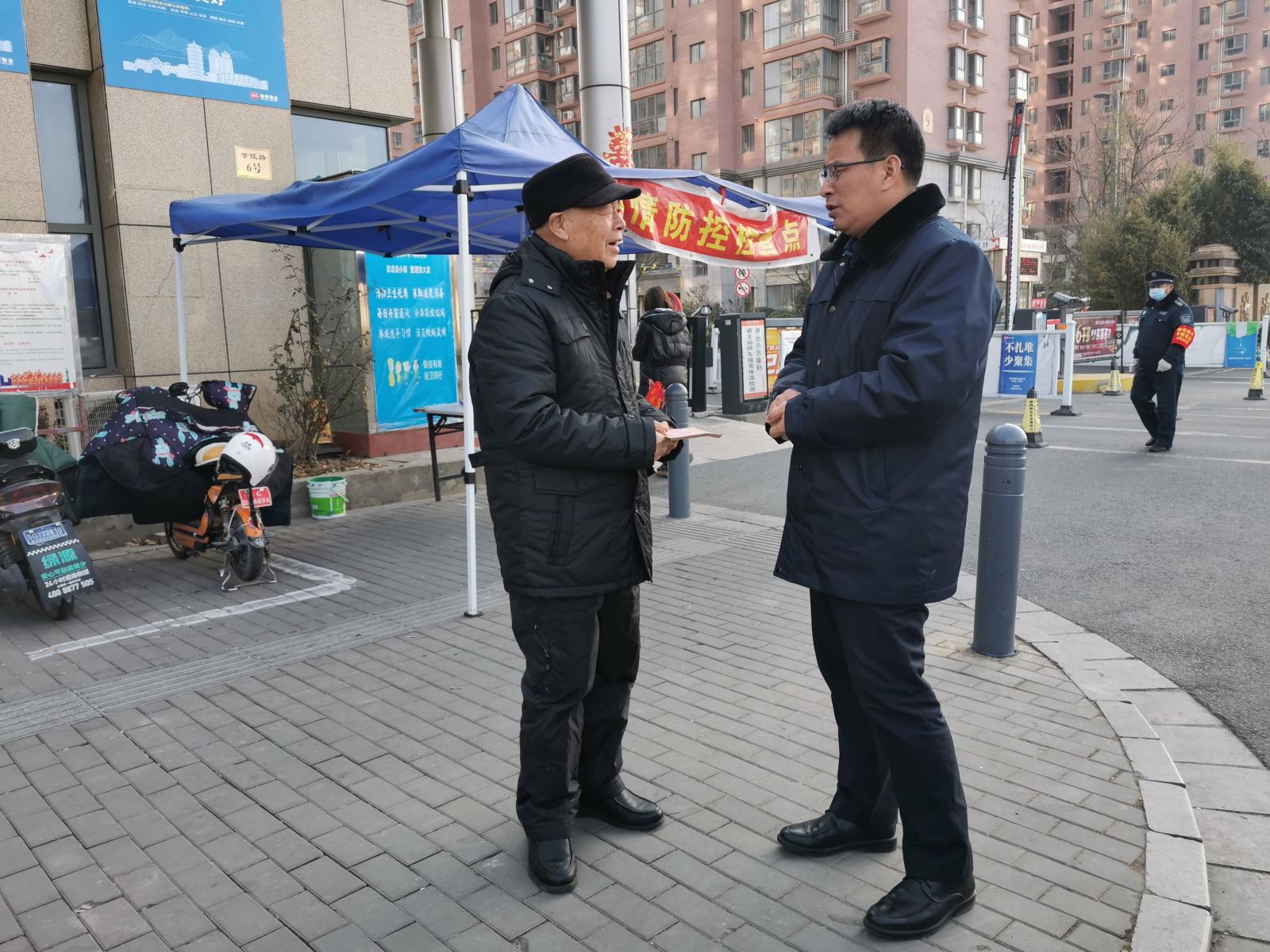 連云港市公交集團開(kāi)展春節前走訪(fǎng)慰問(wèn)活動(dòng)