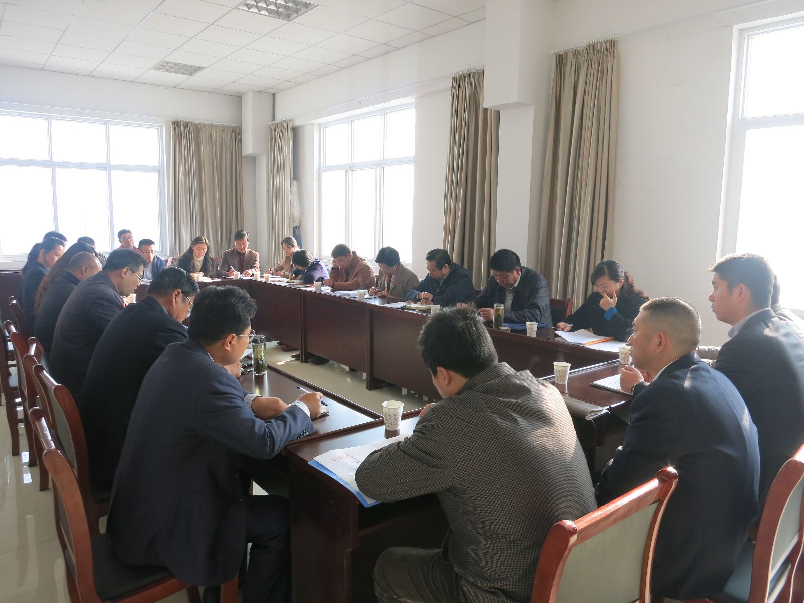 海通公交到傳媒公司和大浦保養廠(chǎng)開(kāi)展專(zhuān)題調研