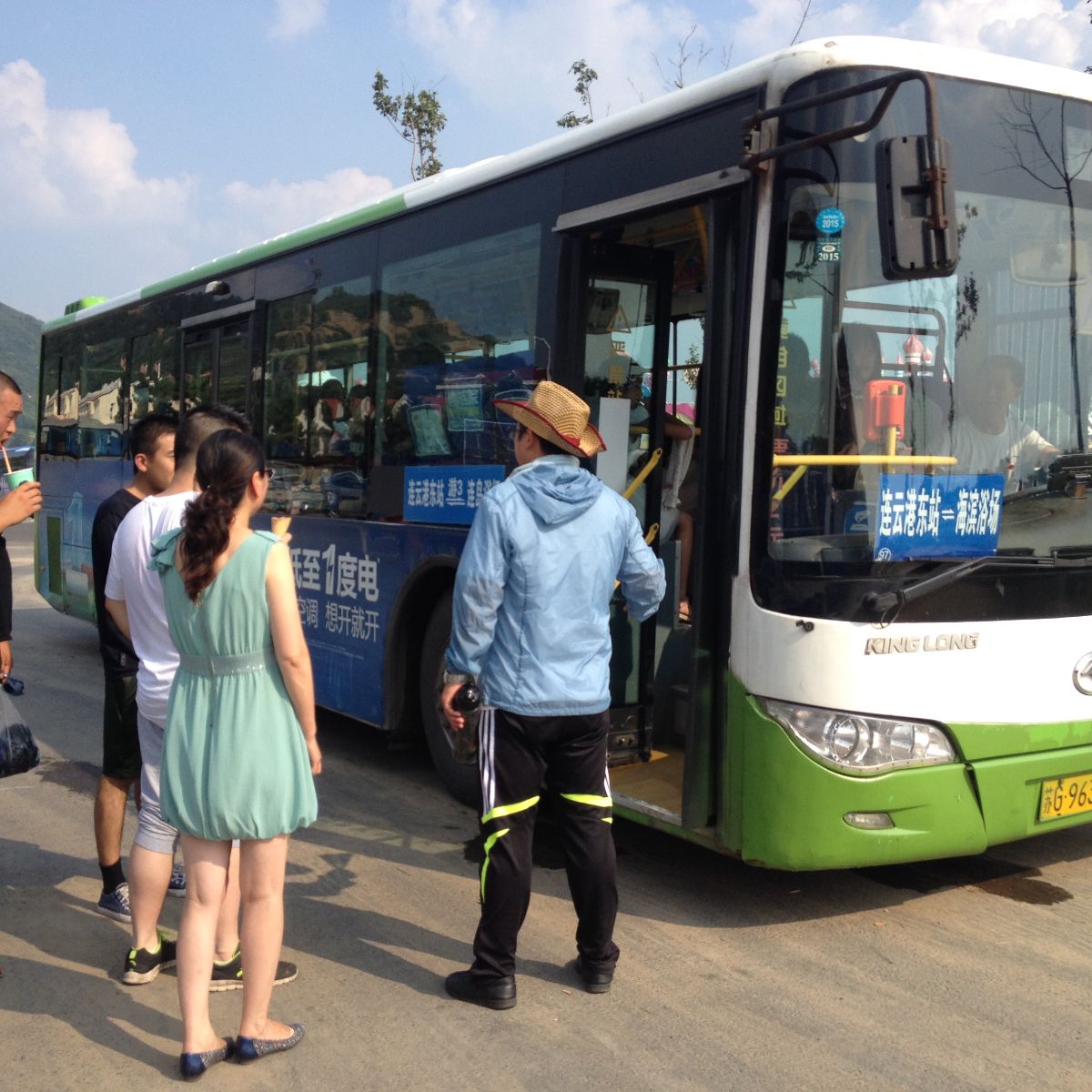 海通公交全力做好高溫天氣安全運營(yíng)保障工作