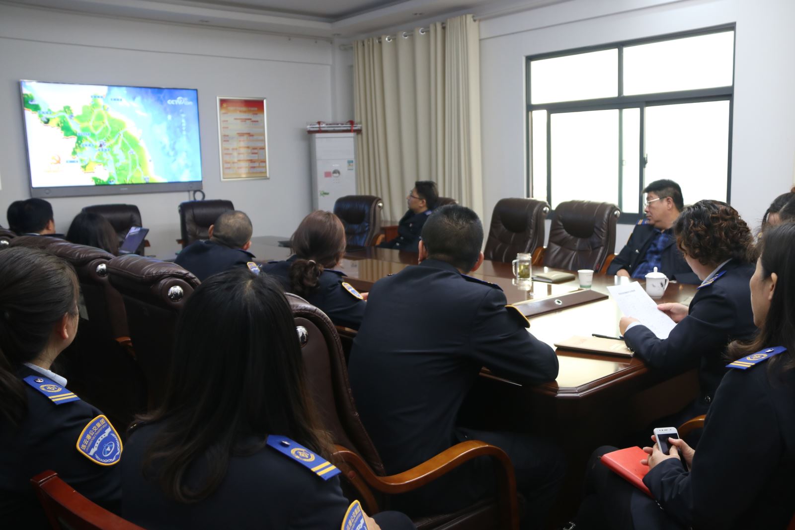 公交集團固定學(xué)習日組織各總支、支部觀(guān)看《航拍中國》之江蘇篇