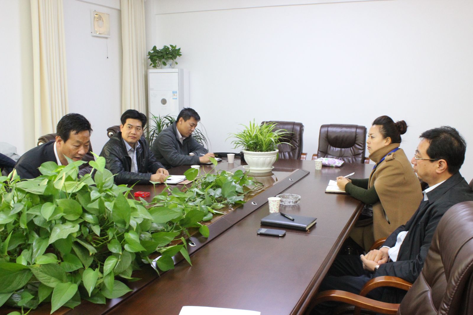 集團安監部蒞臨海通公交公司指導安全生產(chǎn)工作